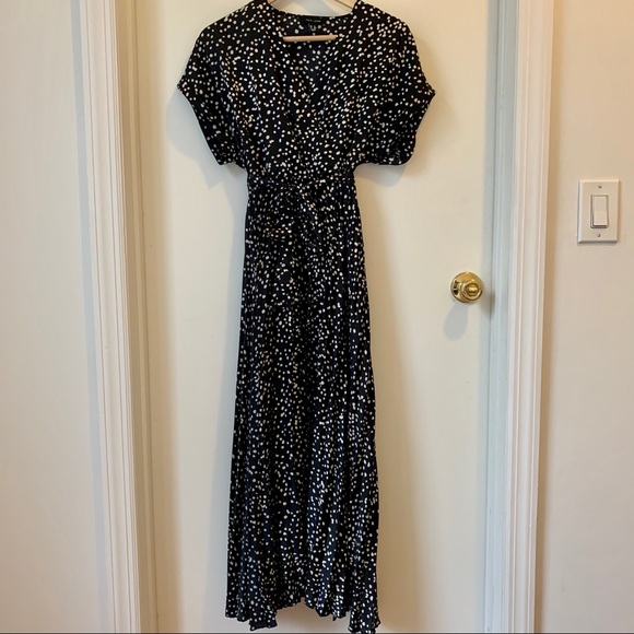 black pleated dress new look